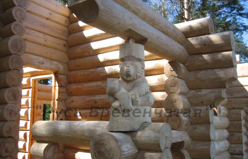 Деревянная резная скульптура для украшения рубленой бани