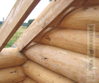 Как легли стропила при утеплении крыши деревянного дома