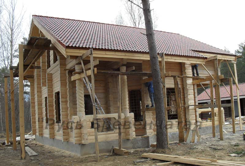 Рубленный деревянный дом от производителя 