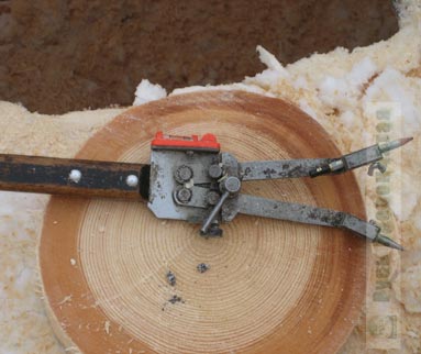 Черта - старинный инструмент плотника - рубщика домов и бань